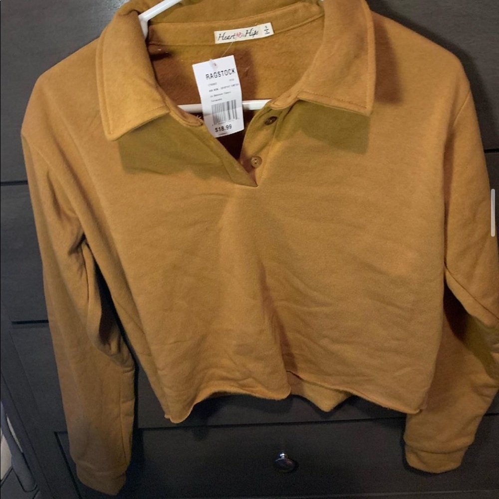 Cropped long sleeve